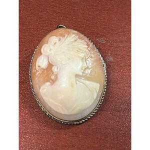 900 Silver Vintage Carved Shell Cameo Brooch